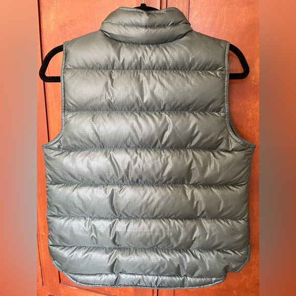 JCrew Down Vest size Small - Picture 2 of 4